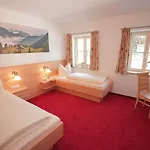 Schweizerhaus Garni