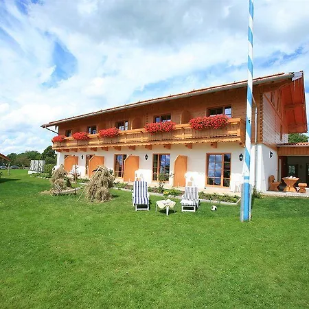 Schweizerhaus Garni Weyarn