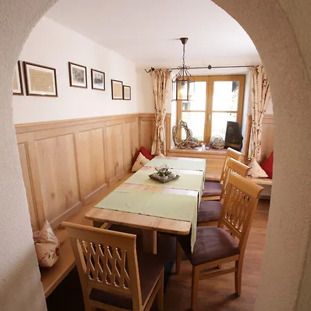 Schweizerhaus Garni Gasthuis