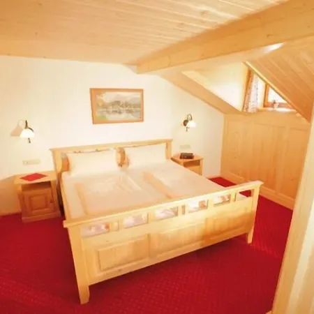 Gasthuis Schweizerhaus Garni 3*