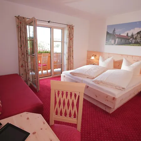 Casa de hóspedes Schweizerhaus Garni Weyarn