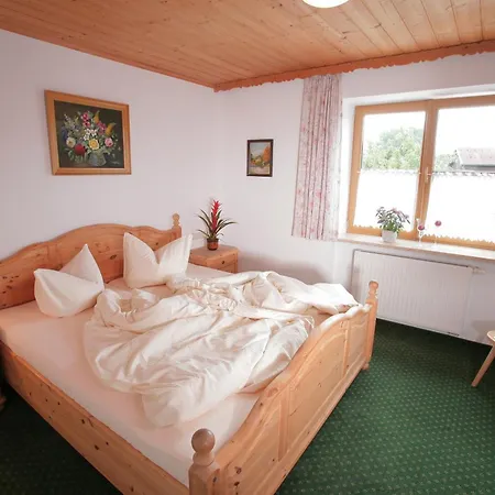 Schweizerhaus Garni 3* Weyarn