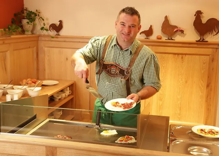 Schweizerhaus Garni 게스트하우스 베얀