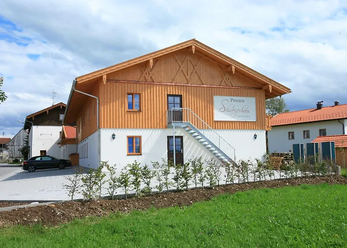 Schweizerhaus Garni 게스트하우스 베얀