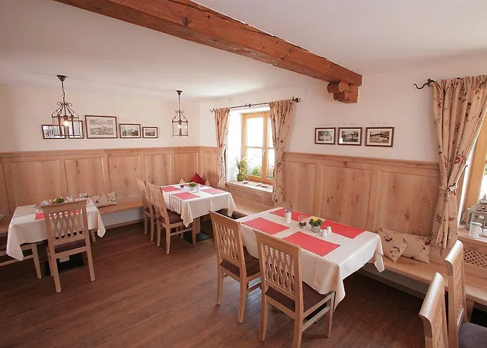 게스트하우스 Schweizerhaus Garni