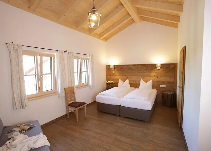 Schweizerhaus Garni 3*