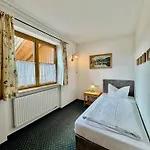 Schweizerhaus Garni