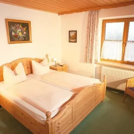 Schweizerhaus Garni 3* Weyarn