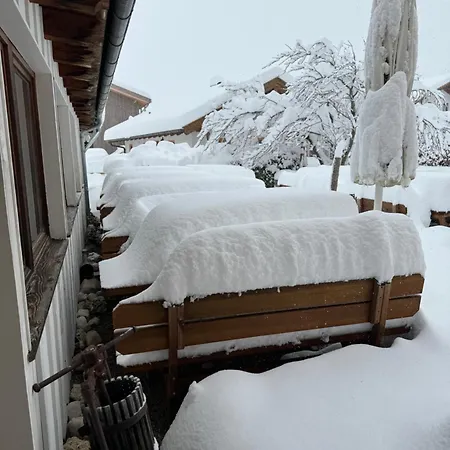 Schweizerhaus Garni