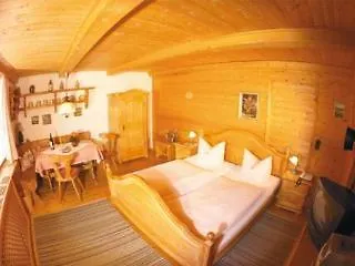 Schweizerhaus Garni 3*
