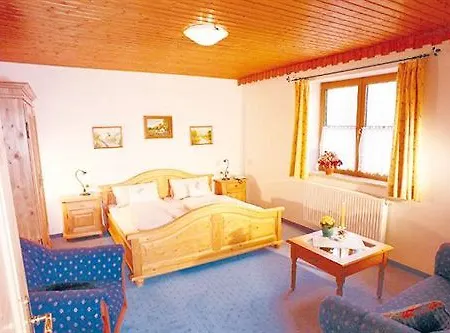 Schweizerhaus Garni 3* Weyarn