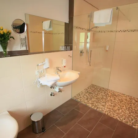 Schweizerhaus Garni Maison d'hôtes Weyarn