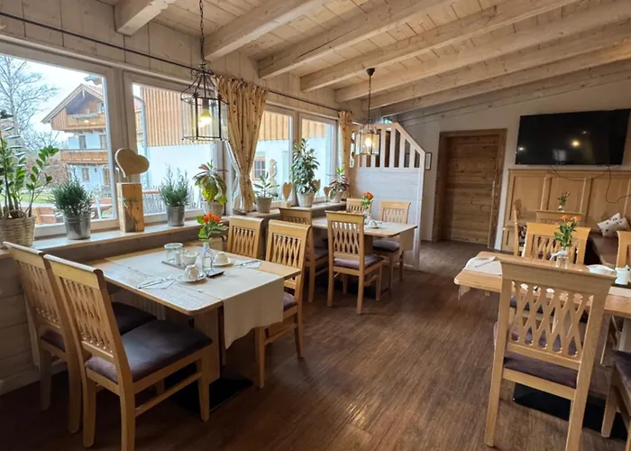 Schweizerhaus Garni 3* Вейарн
