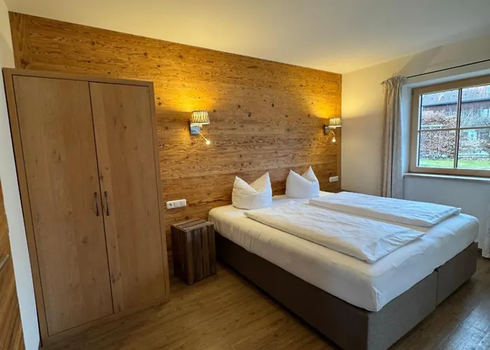 Schweizerhaus Garni 3* Вейарн