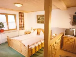 Gæstehus Schweizerhaus Garni 3*